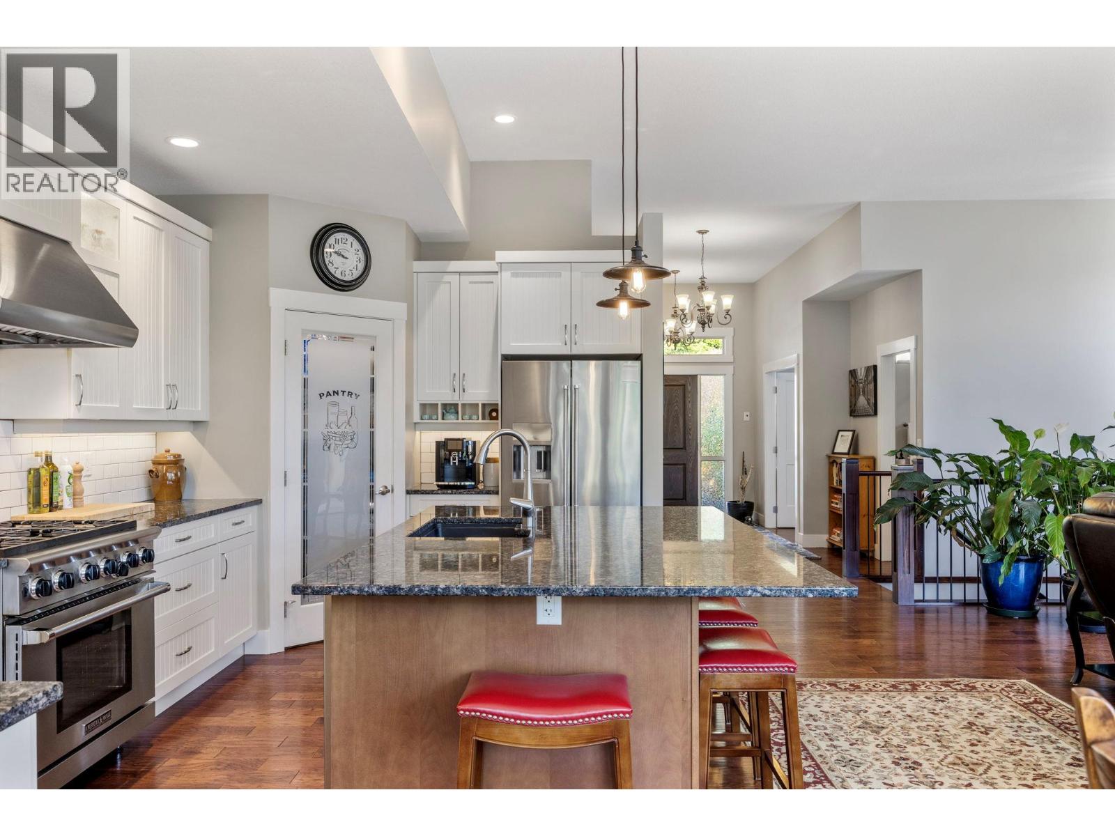  13053 Shoreline Drive, Lake Country
