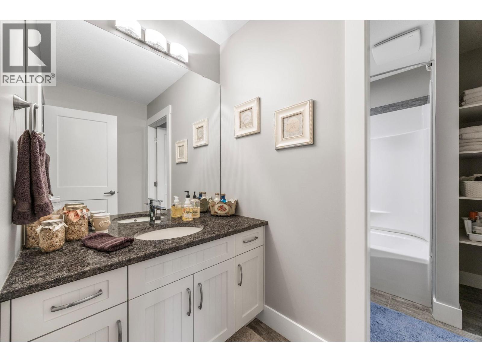  13053 Shoreline Drive, Lake Country