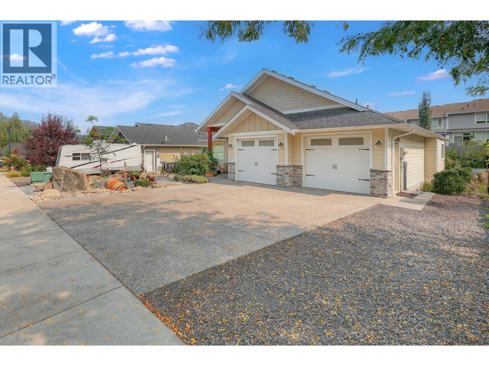  13053 Shoreline Drive, Lake Country