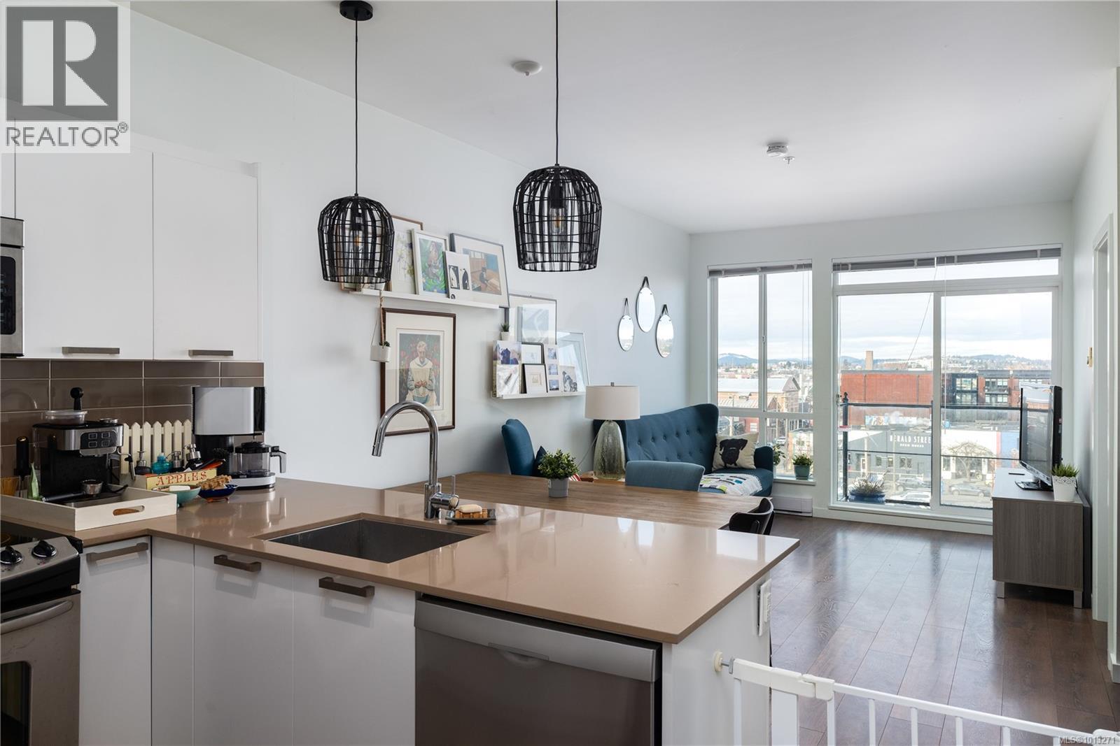 508 517 Fisgard Street, Victoria