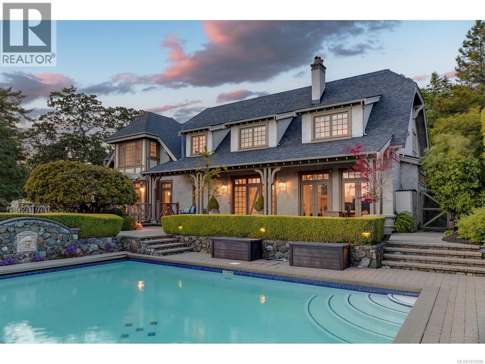  2766 Sea View Road, Saanich