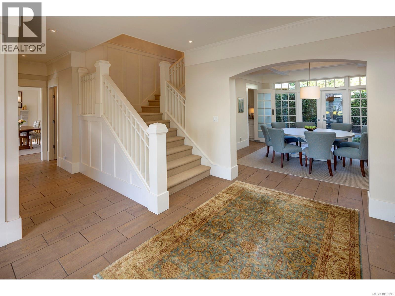 2766 Sea View Road, Saanich