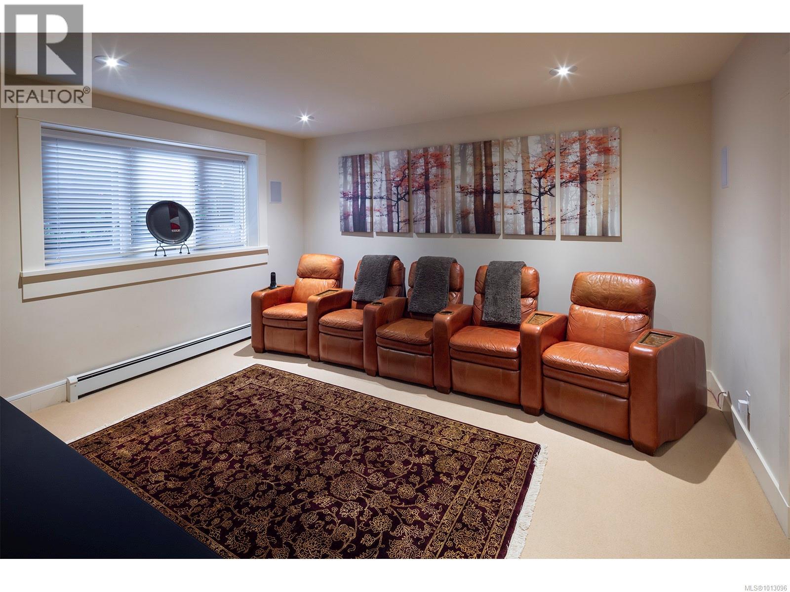  2766 Sea View Road, Saanich