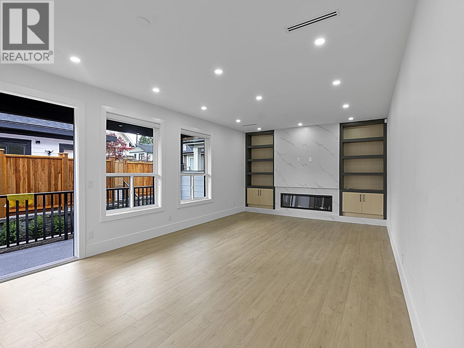 218 OSBORNE AVENUE, New Westminster