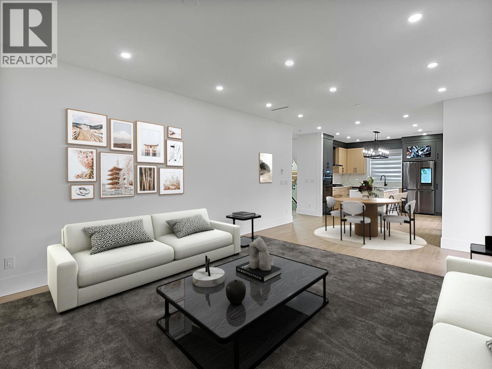 218 OSBORNE AVENUE, New Westminster