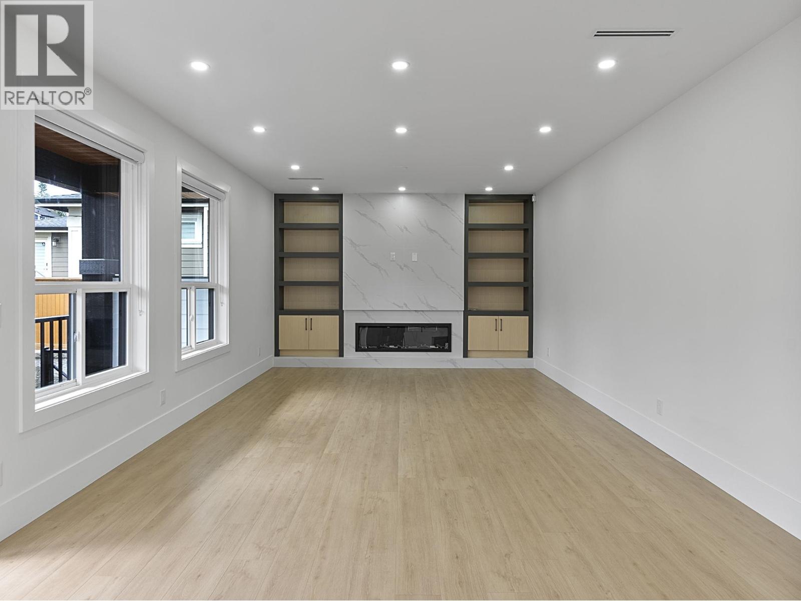 218 OSBORNE AVENUE, New Westminster