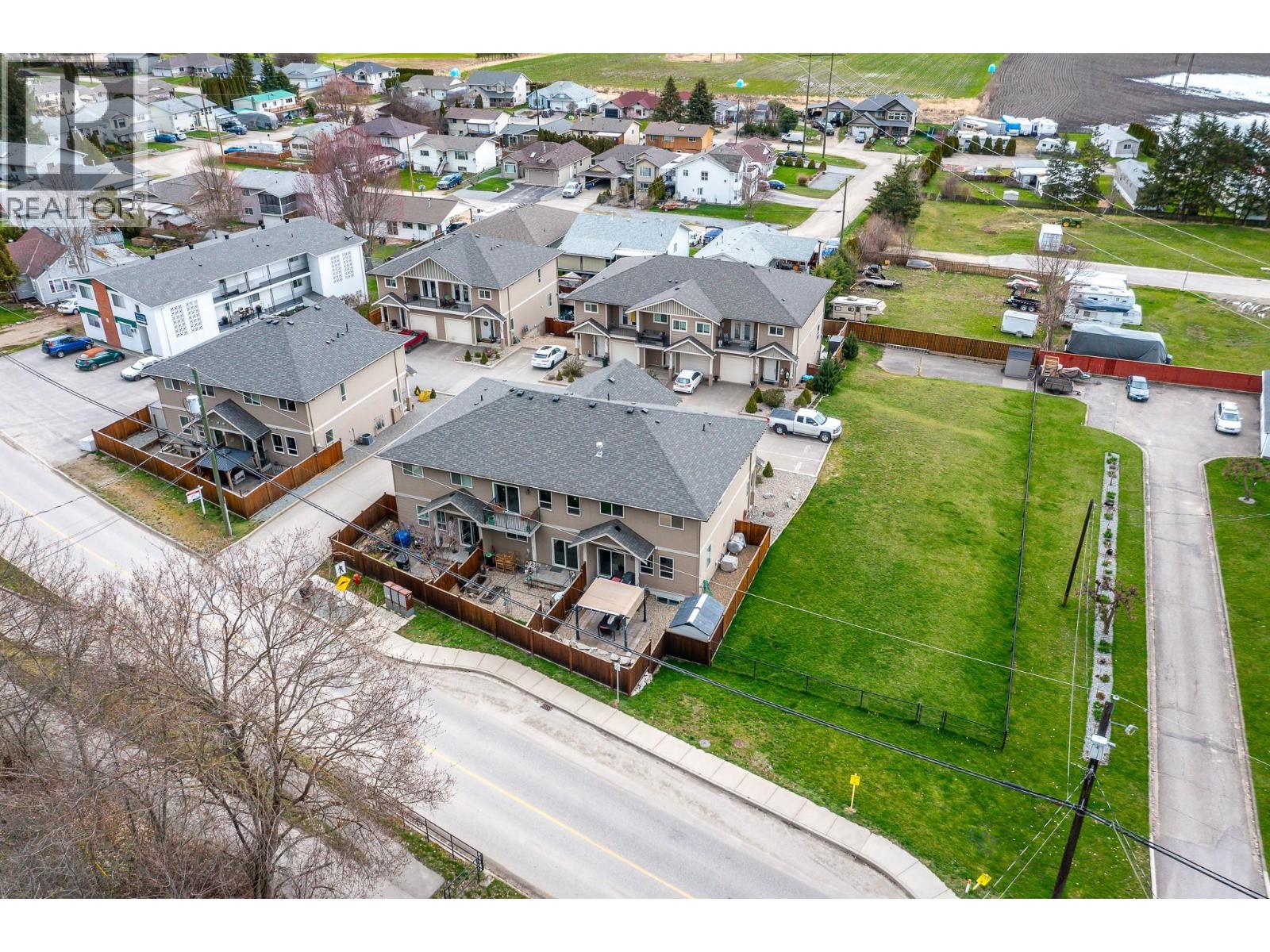 173 Salmon Arm Drive Unit# 102, Enderby