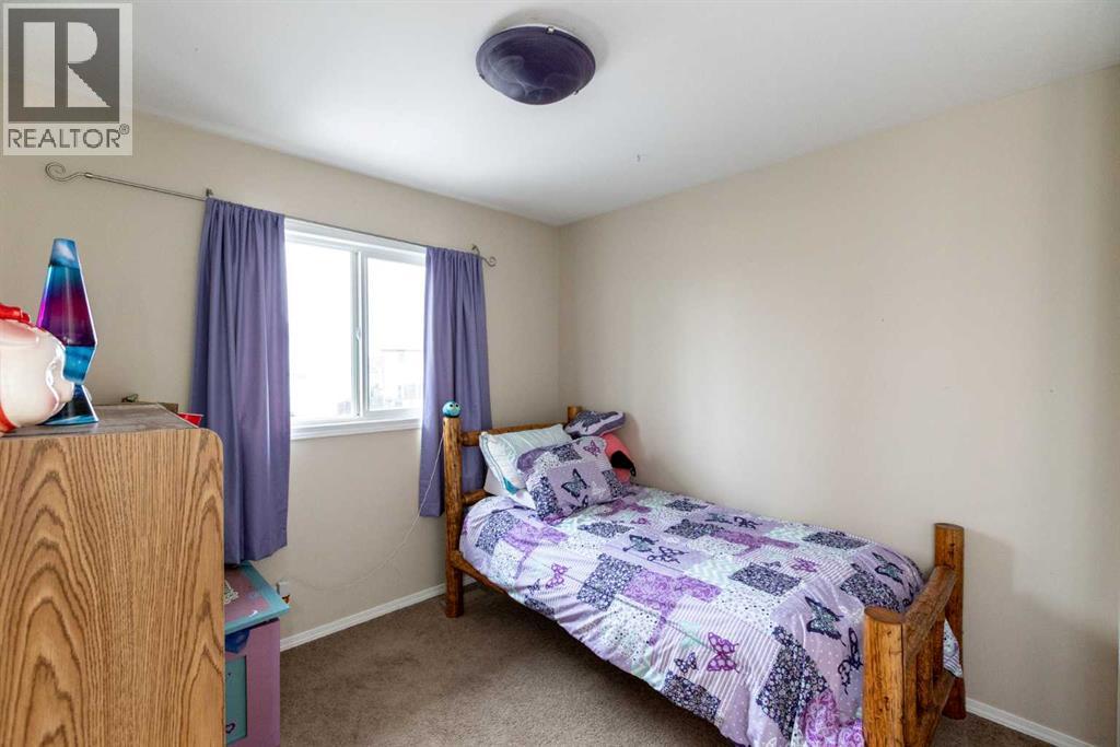 23 Lark Close, Sylvan Lake