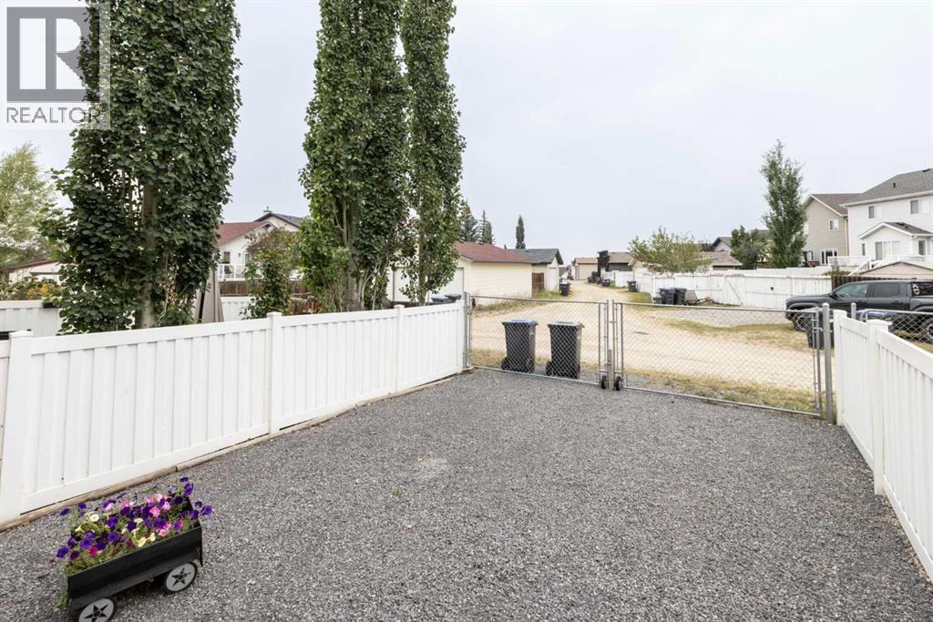 23 Lark Close, Sylvan Lake
