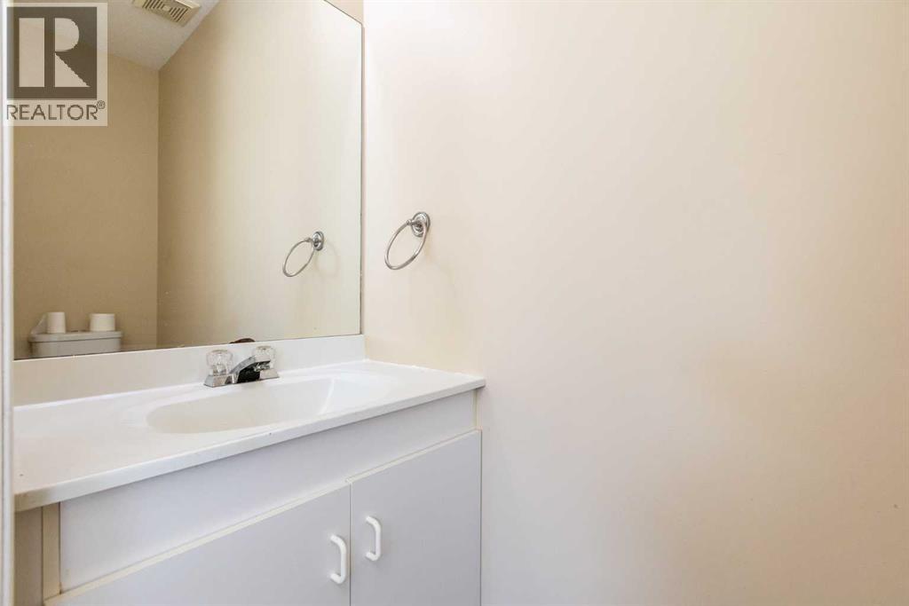 5302 36A Street, Innisfail