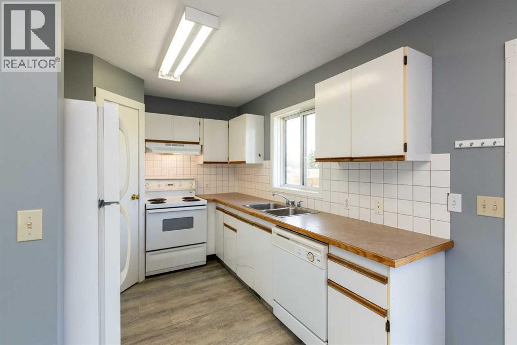 5302 36A Street, Innisfail