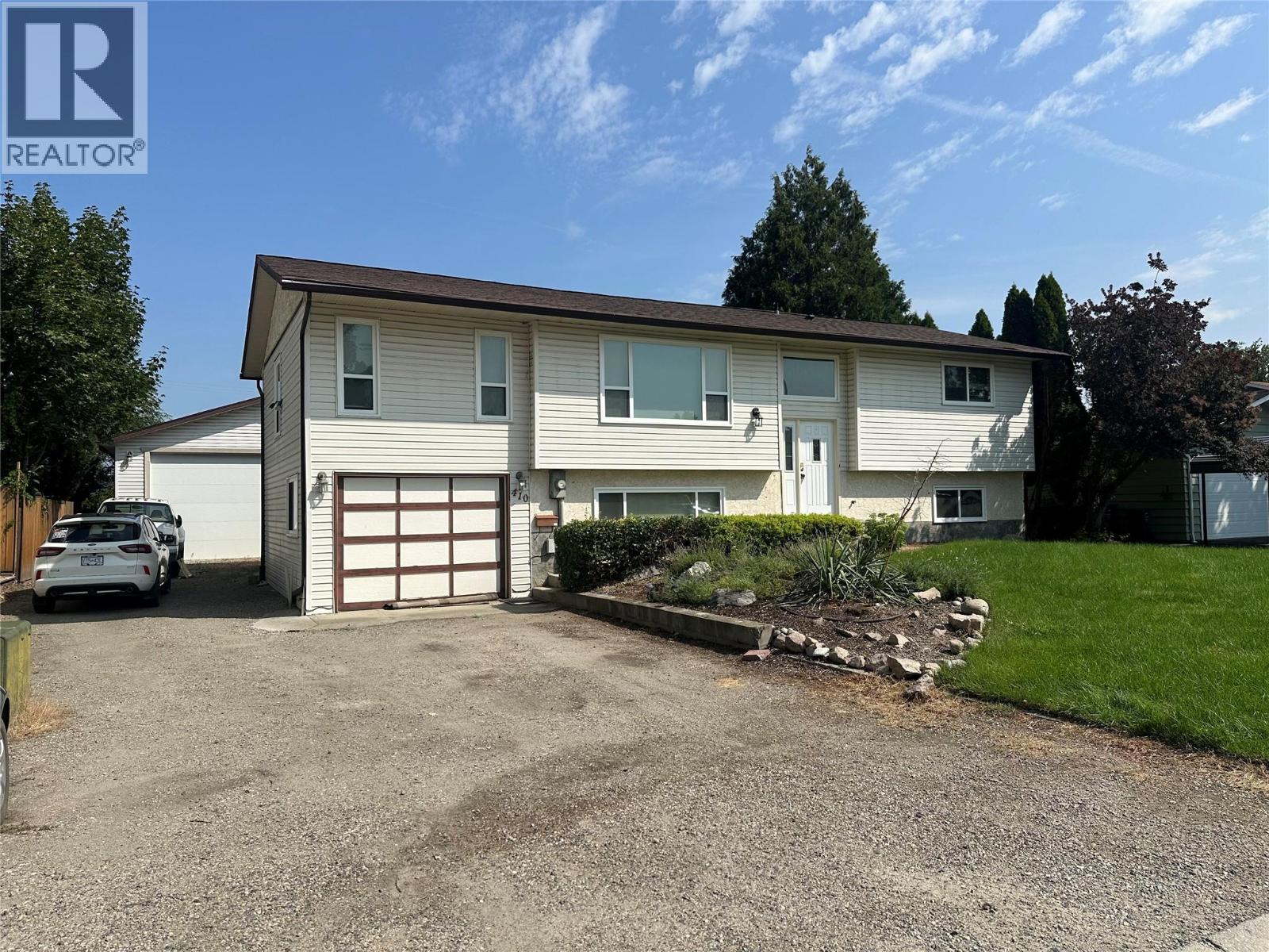  410 Hillaby Avenue, Kelowna