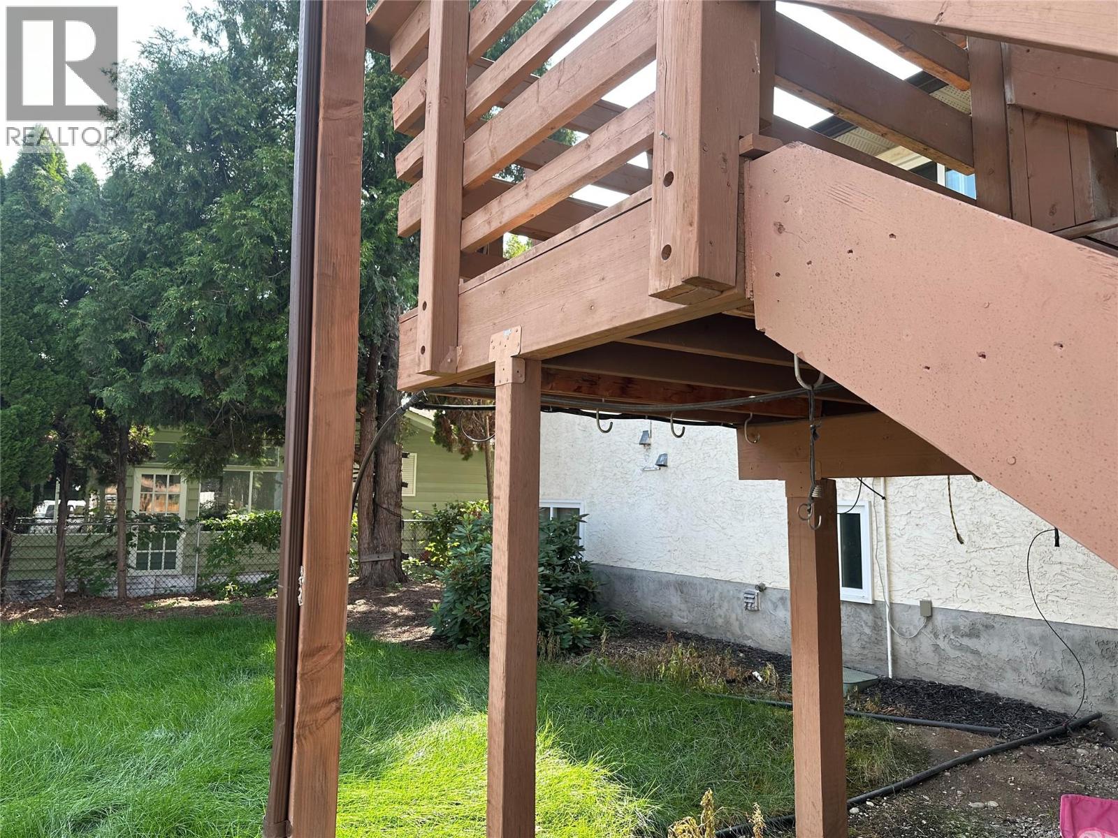  410 Hillaby Avenue, Kelowna