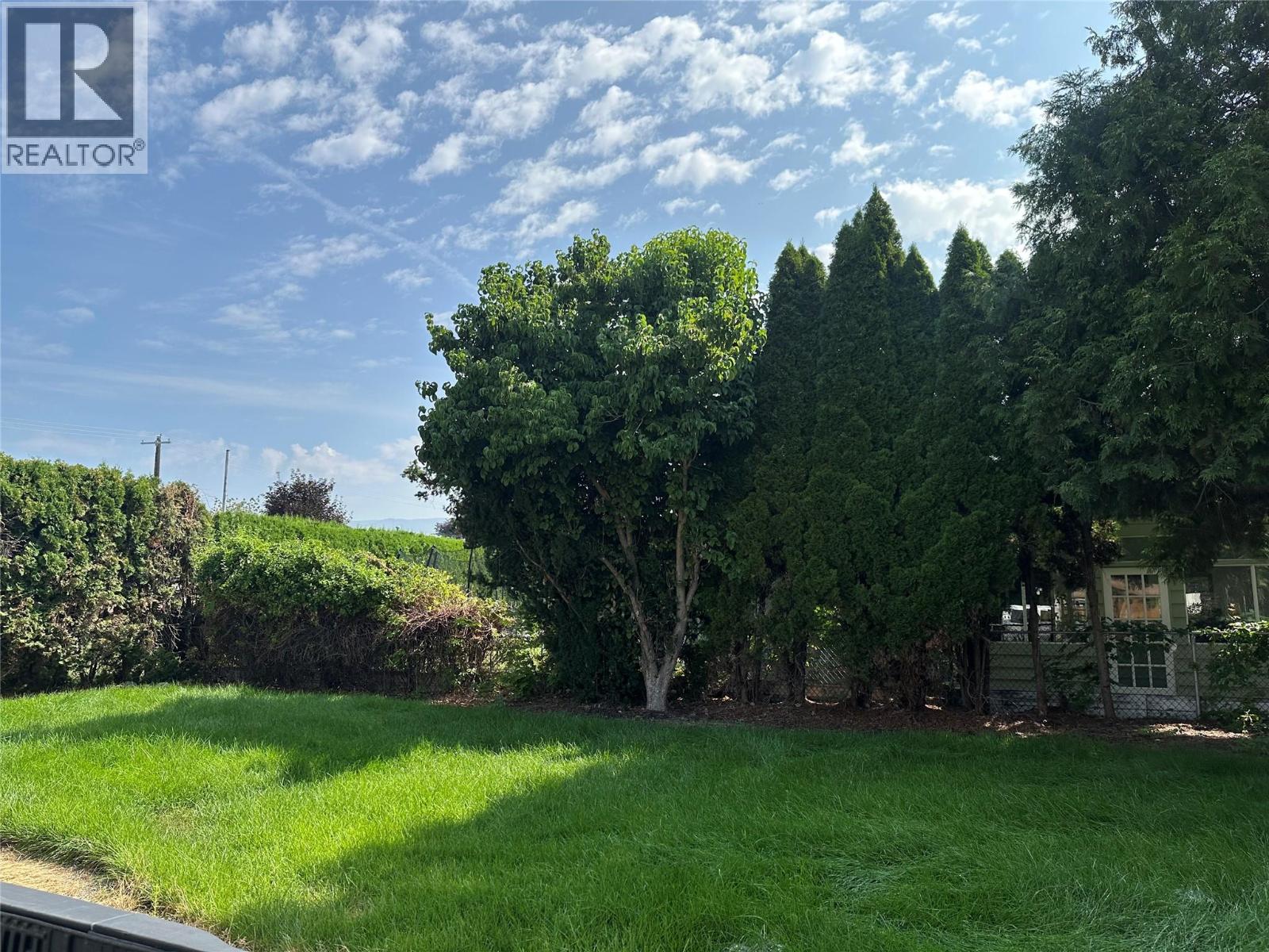  410 Hillaby Avenue, Kelowna