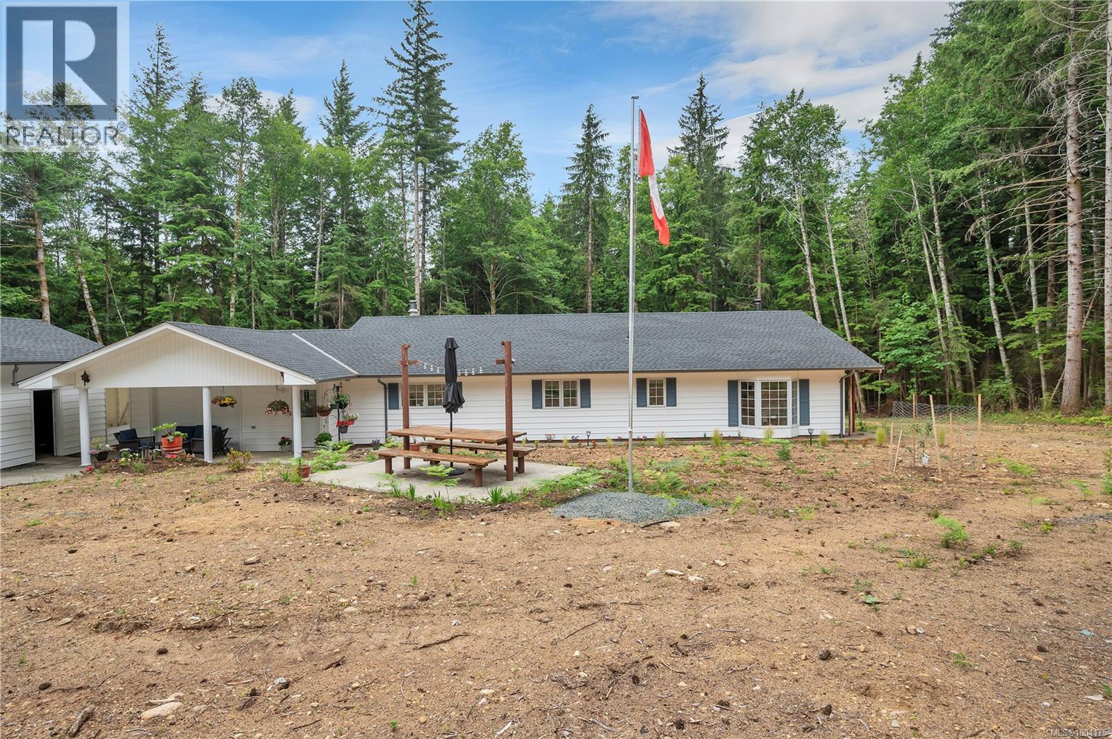 413 Cape Mudge Rd, Quadra Island