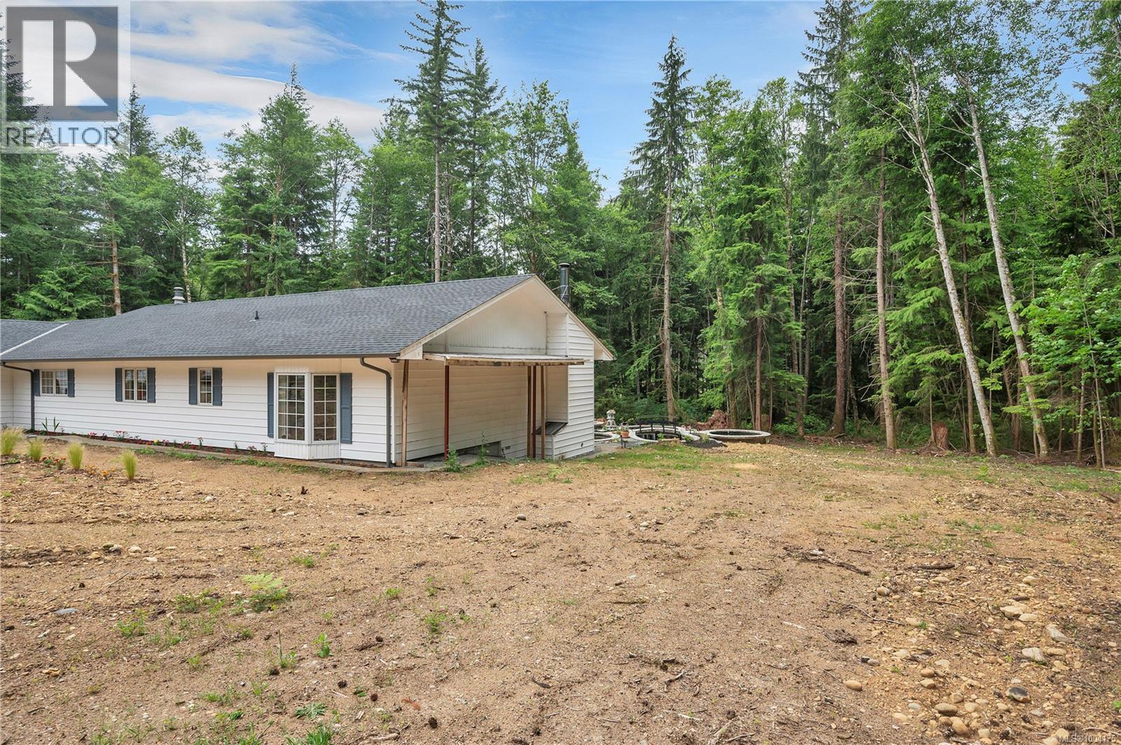 413 Cape Mudge Rd, Quadra Island