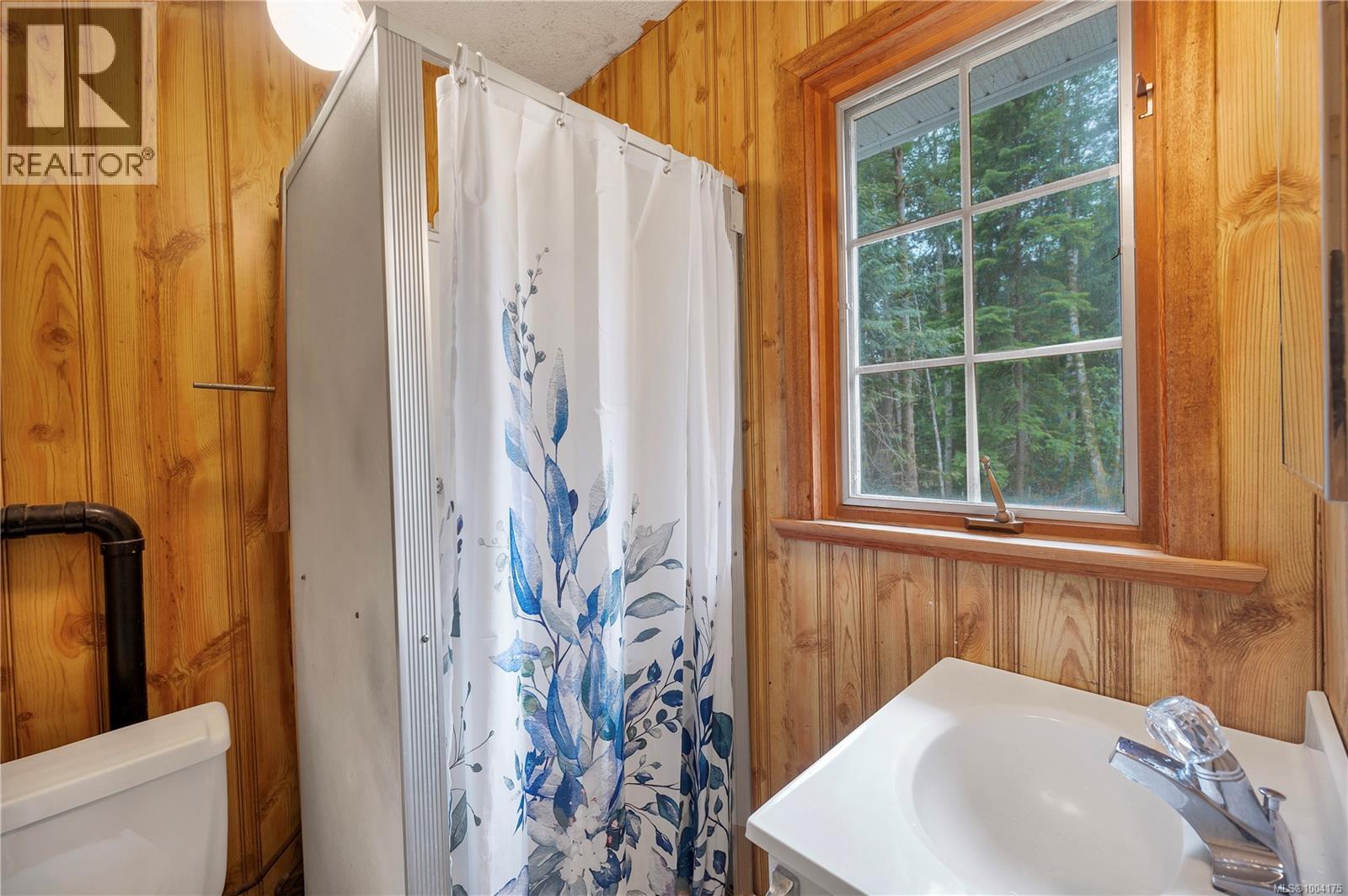 413 Cape Mudge Rd, Quadra Island