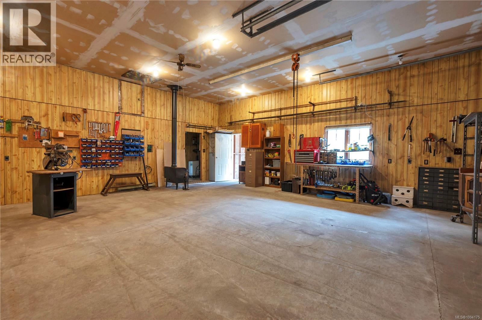 413 Cape Mudge Rd, Quadra Island