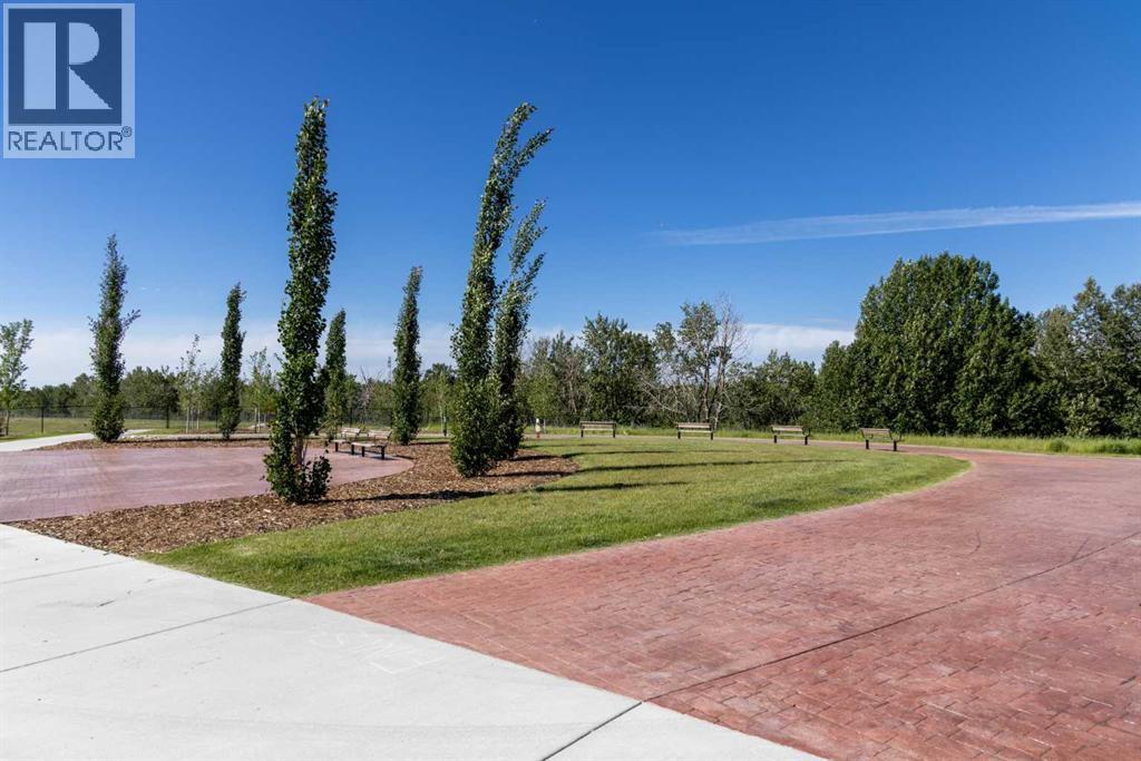 Single Family House for Sale in   Quarry Gate SE Douglasdale/Glen Calgary 