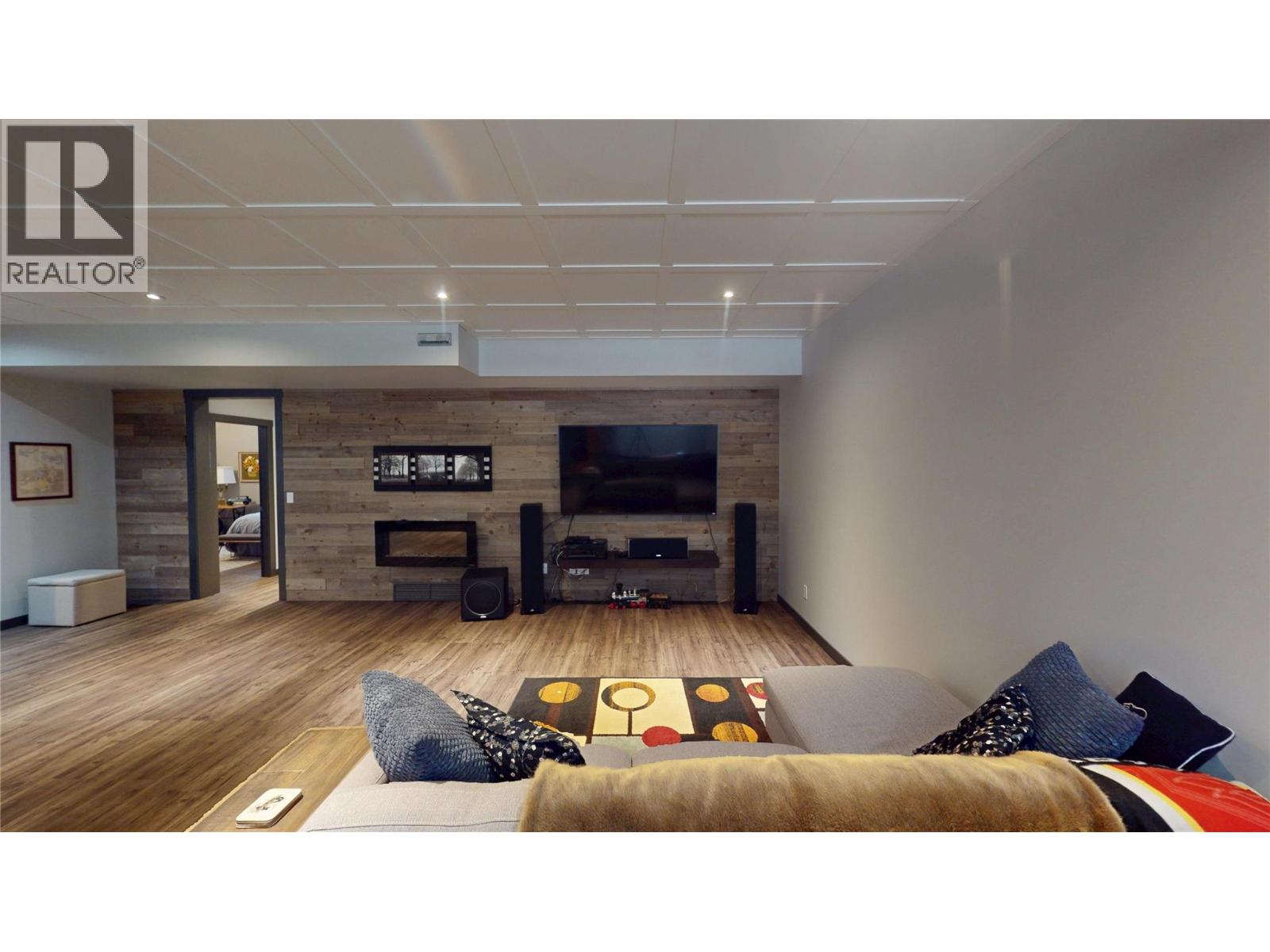 117 River Drive, Cranbrook