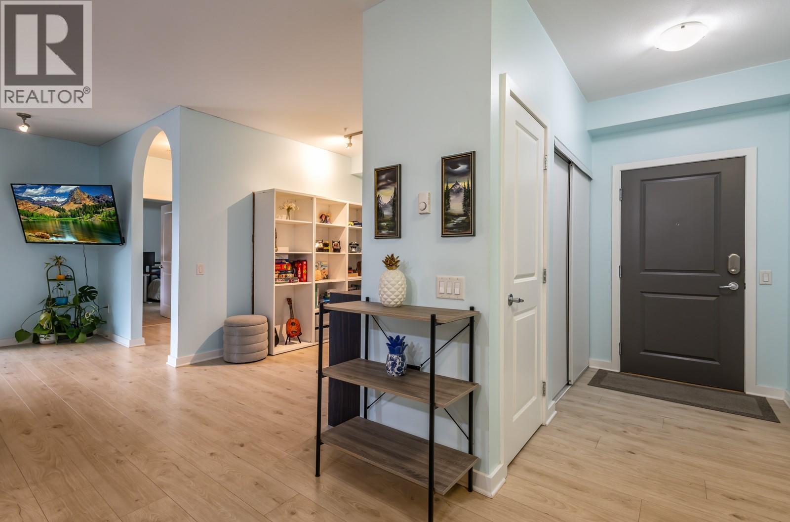 202 151 Taylor Road, Kelowna