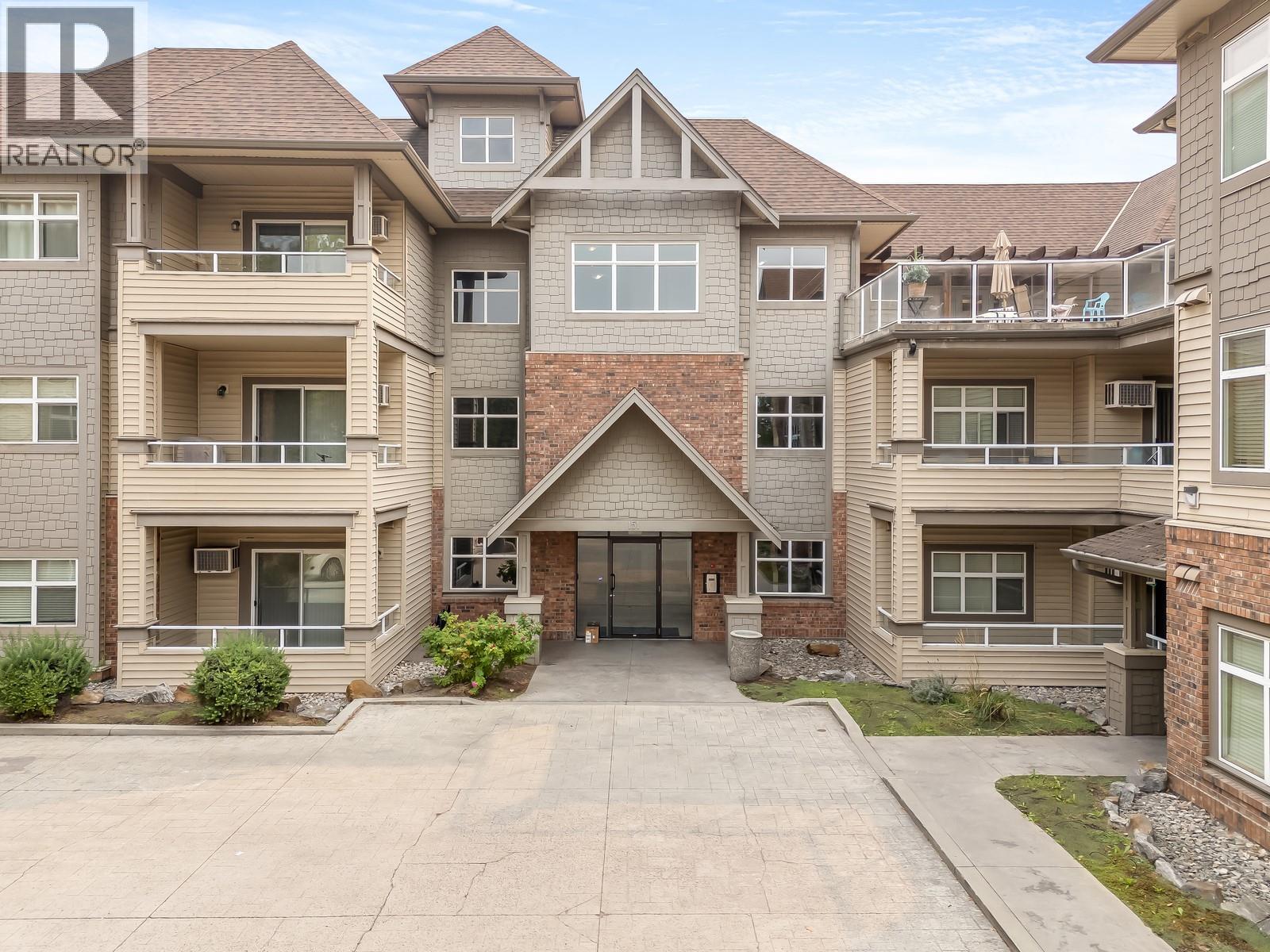 202 151 Taylor Road, Kelowna