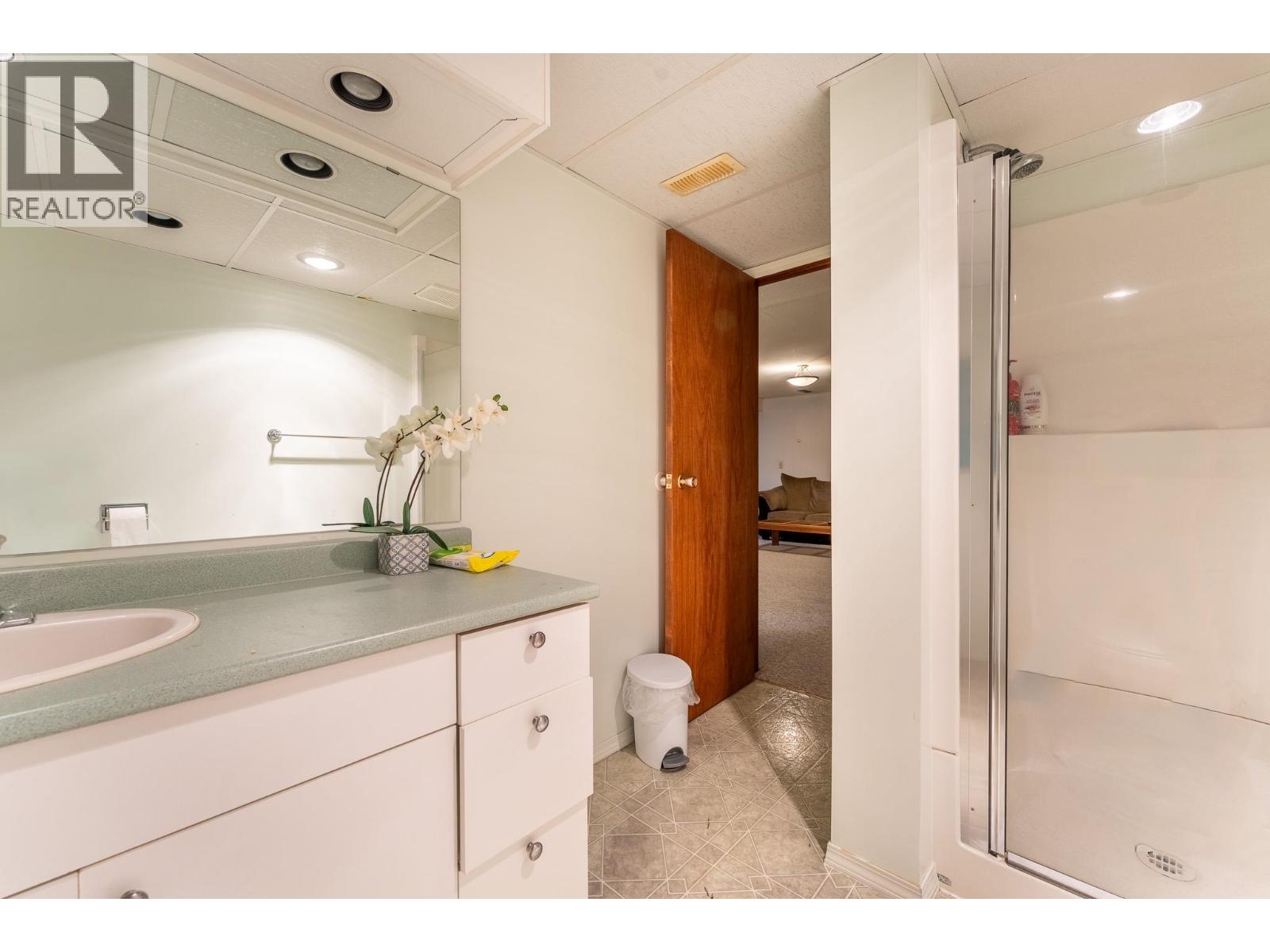2886 LANGLEY CRESCENT - 22