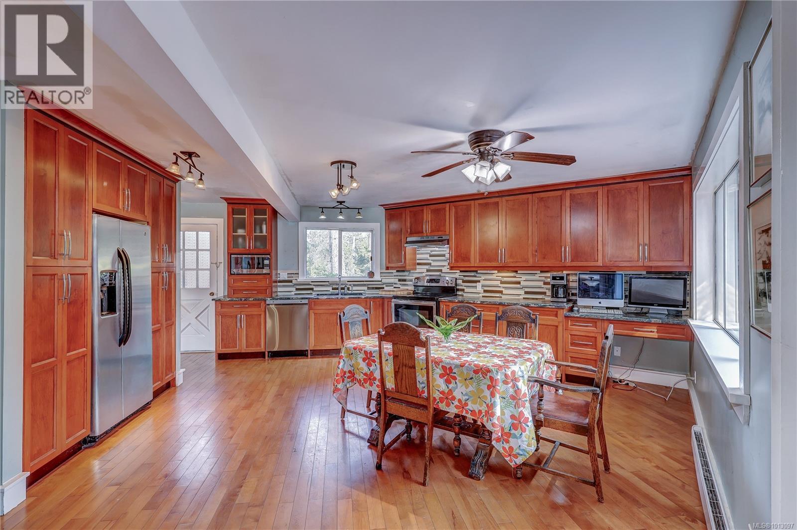 1546 Marina Way, Nanoose Bay