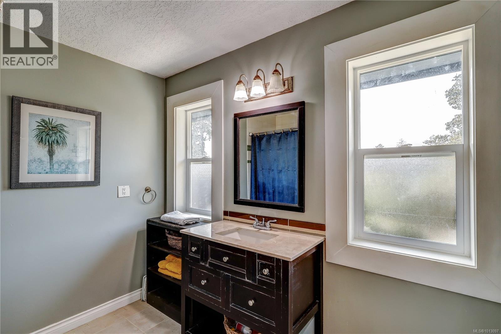 1546 Marina Way, Nanoose Bay