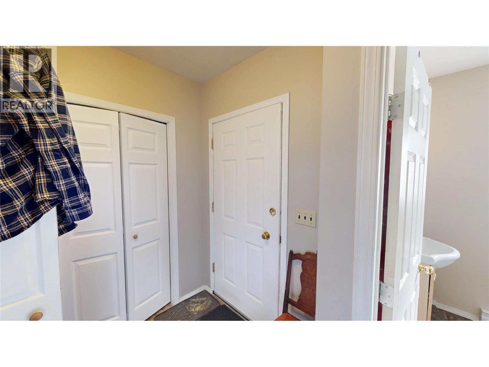 1801 Carl Thompson Road, Cranbrook