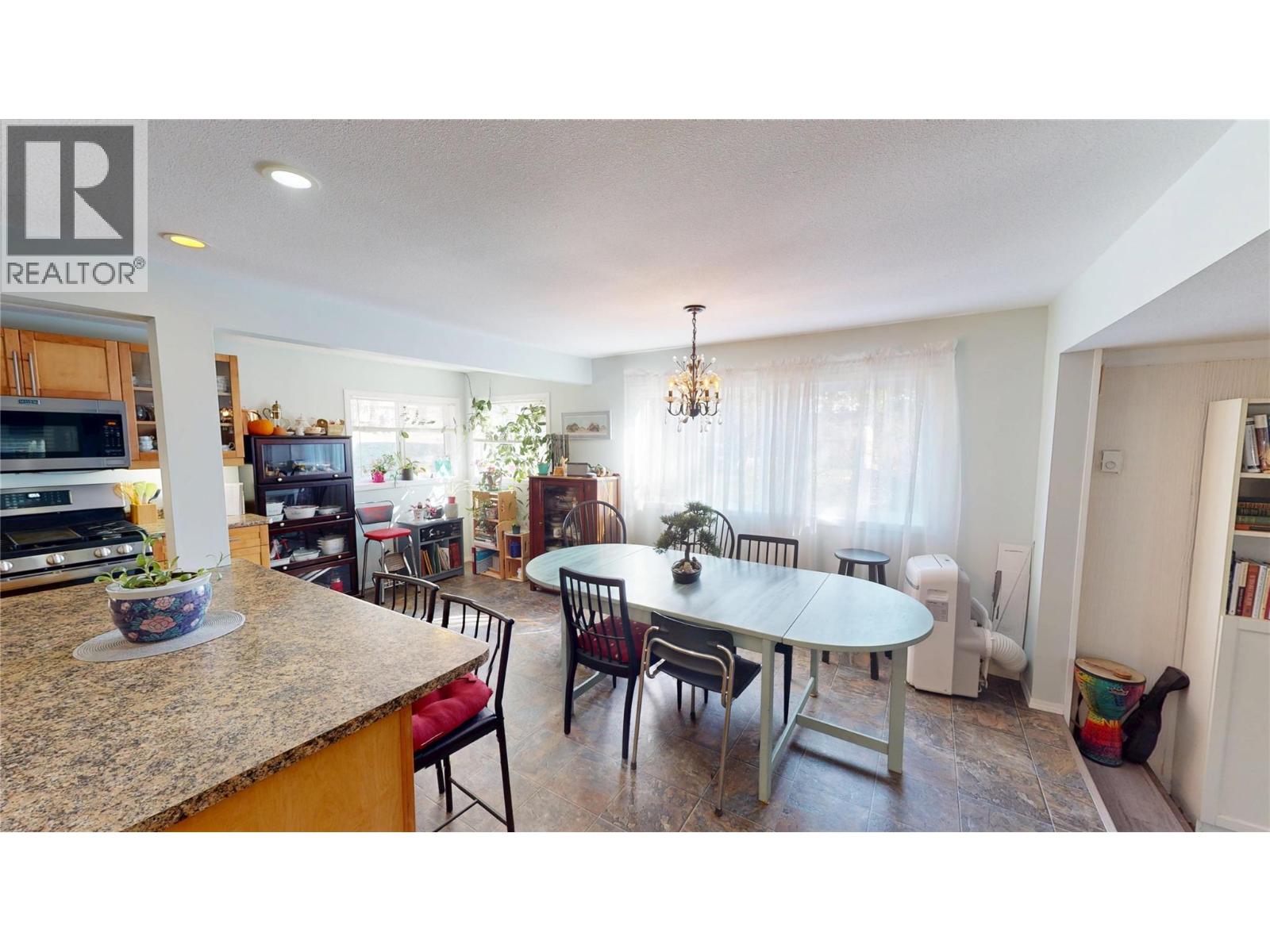 1801 Carl Thompson Road, Cranbrook