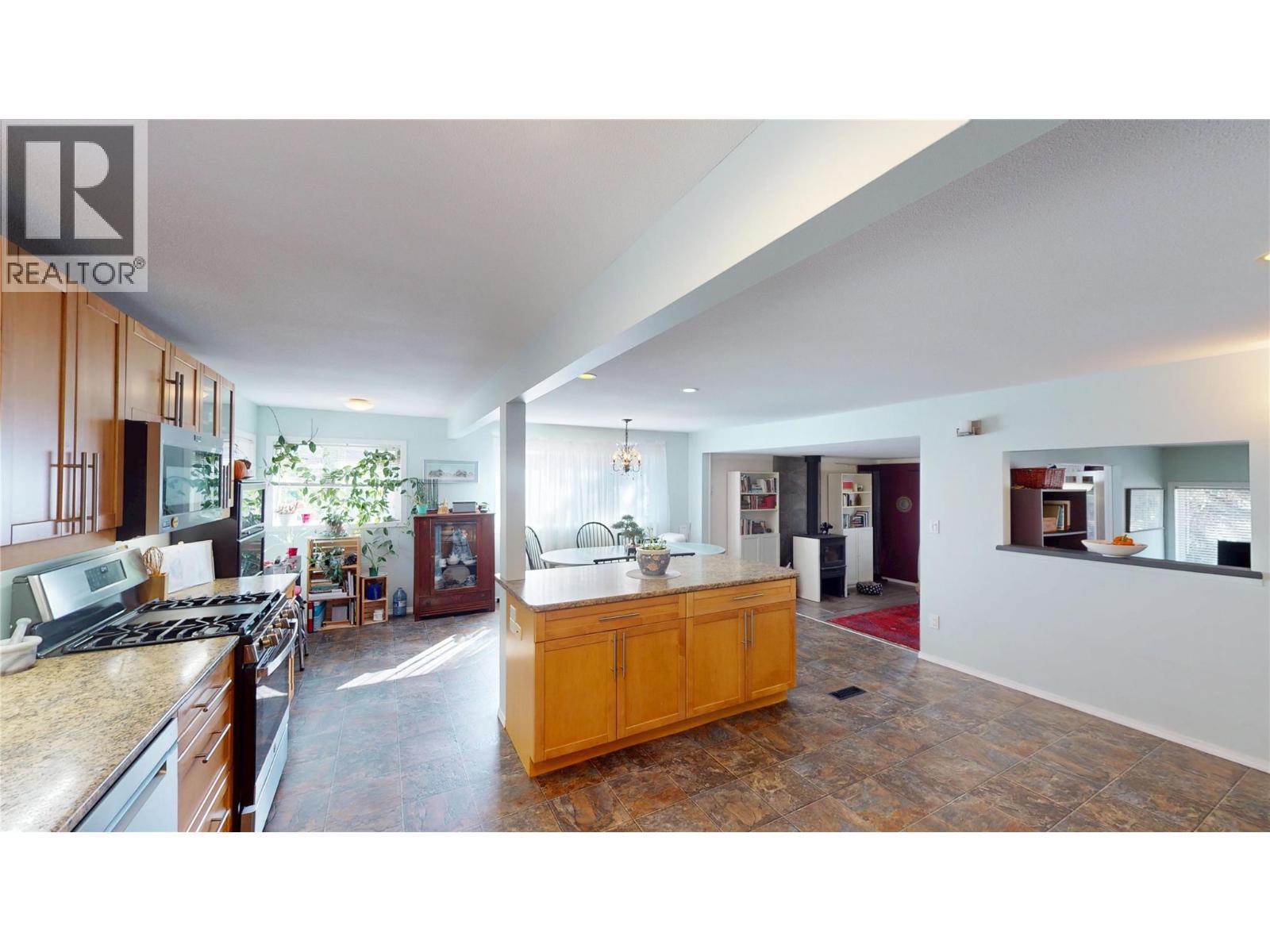 1801 Carl Thompson Road, Cranbrook