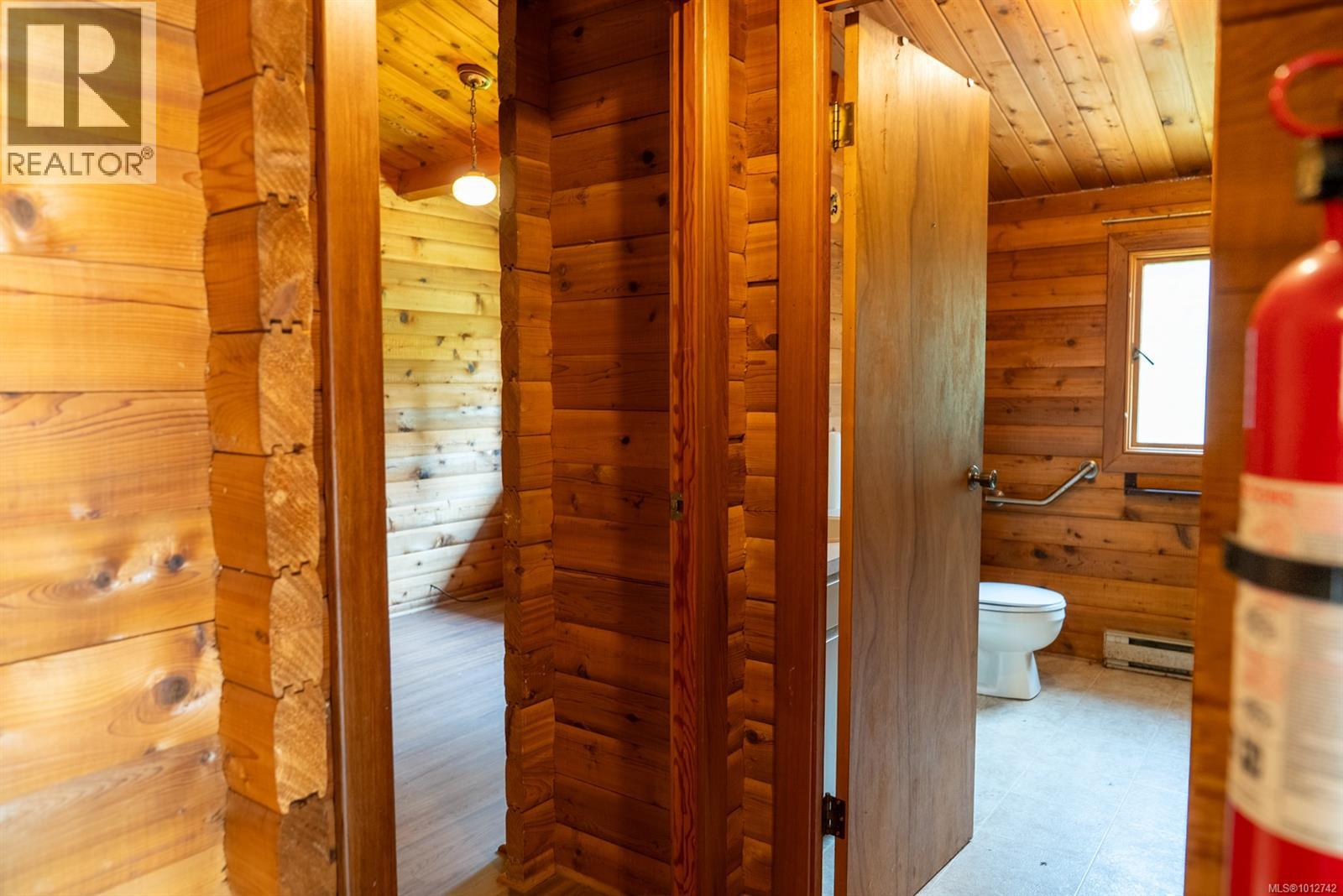 4531 Bedwell Harbour Rd, Pender Island