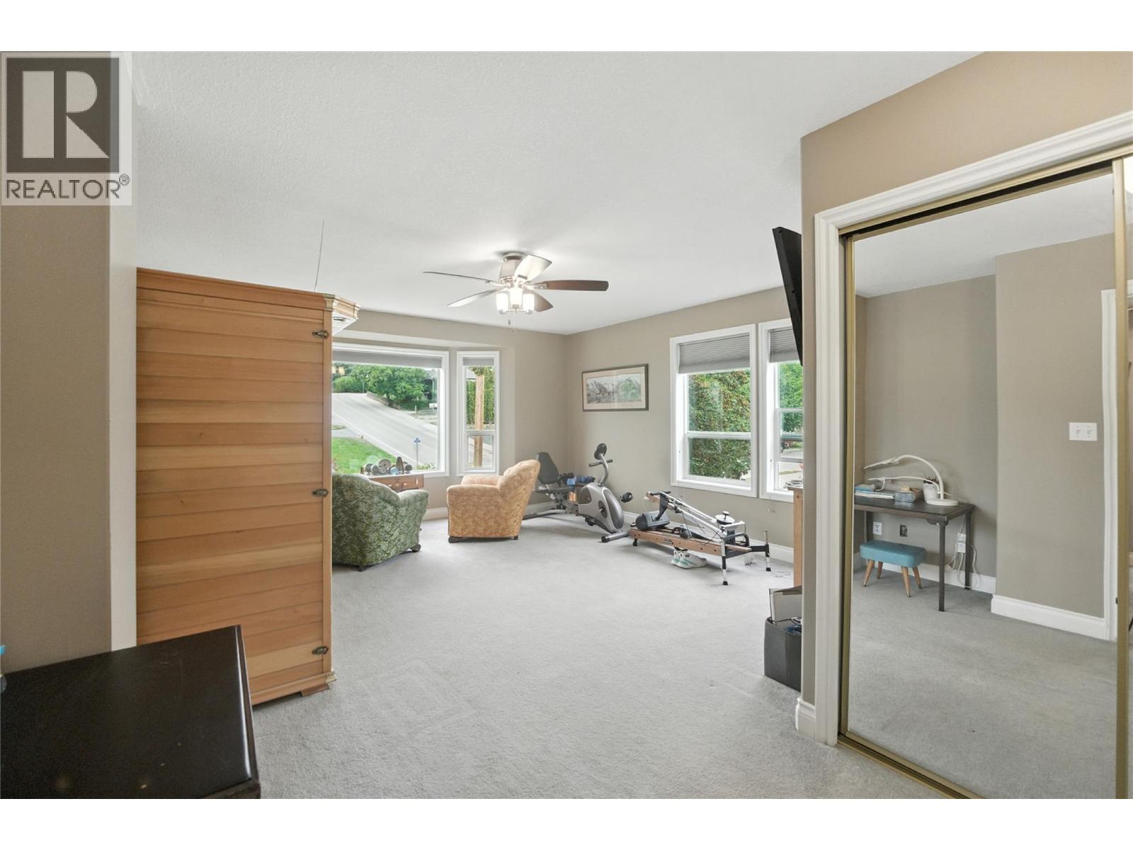 501 5th Avenue, Castlegar
