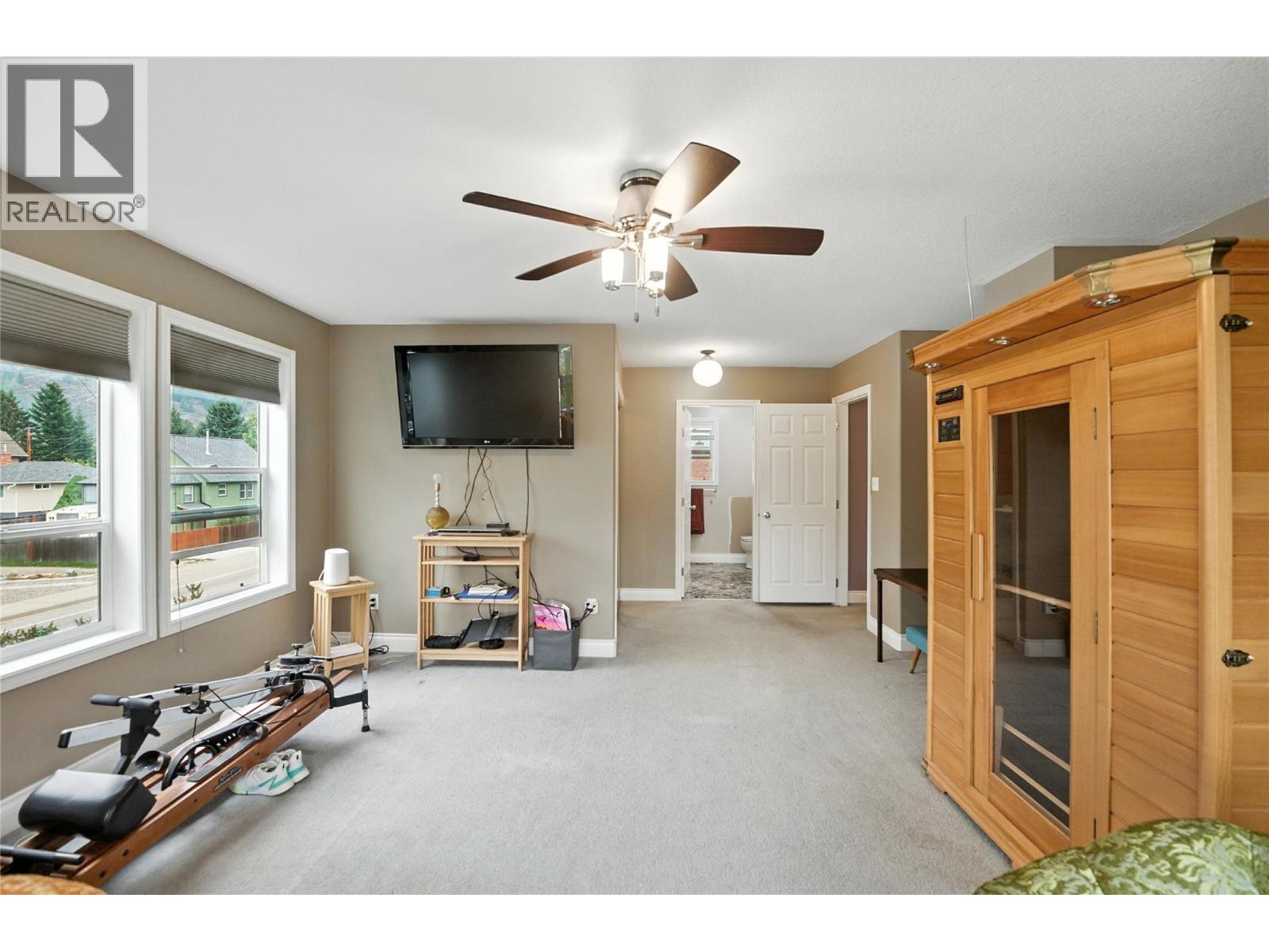 501 5th Avenue, Castlegar
