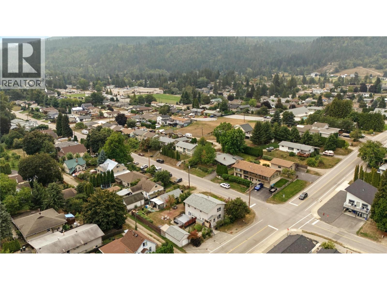 501 5th Avenue, Castlegar