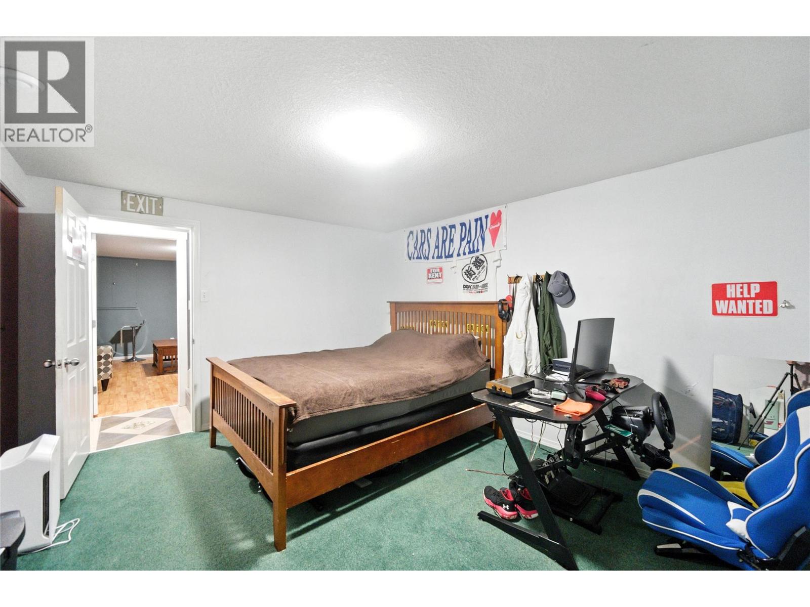501 5th Avenue, Castlegar