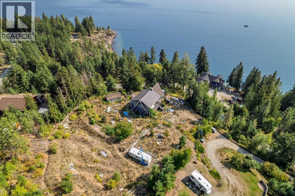 4259 Woodbury Village Road, Ainsworth