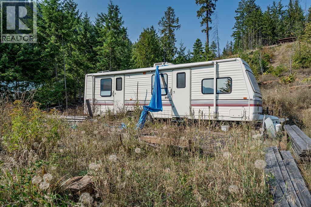 4259 Woodbury Village Road, Ainsworth