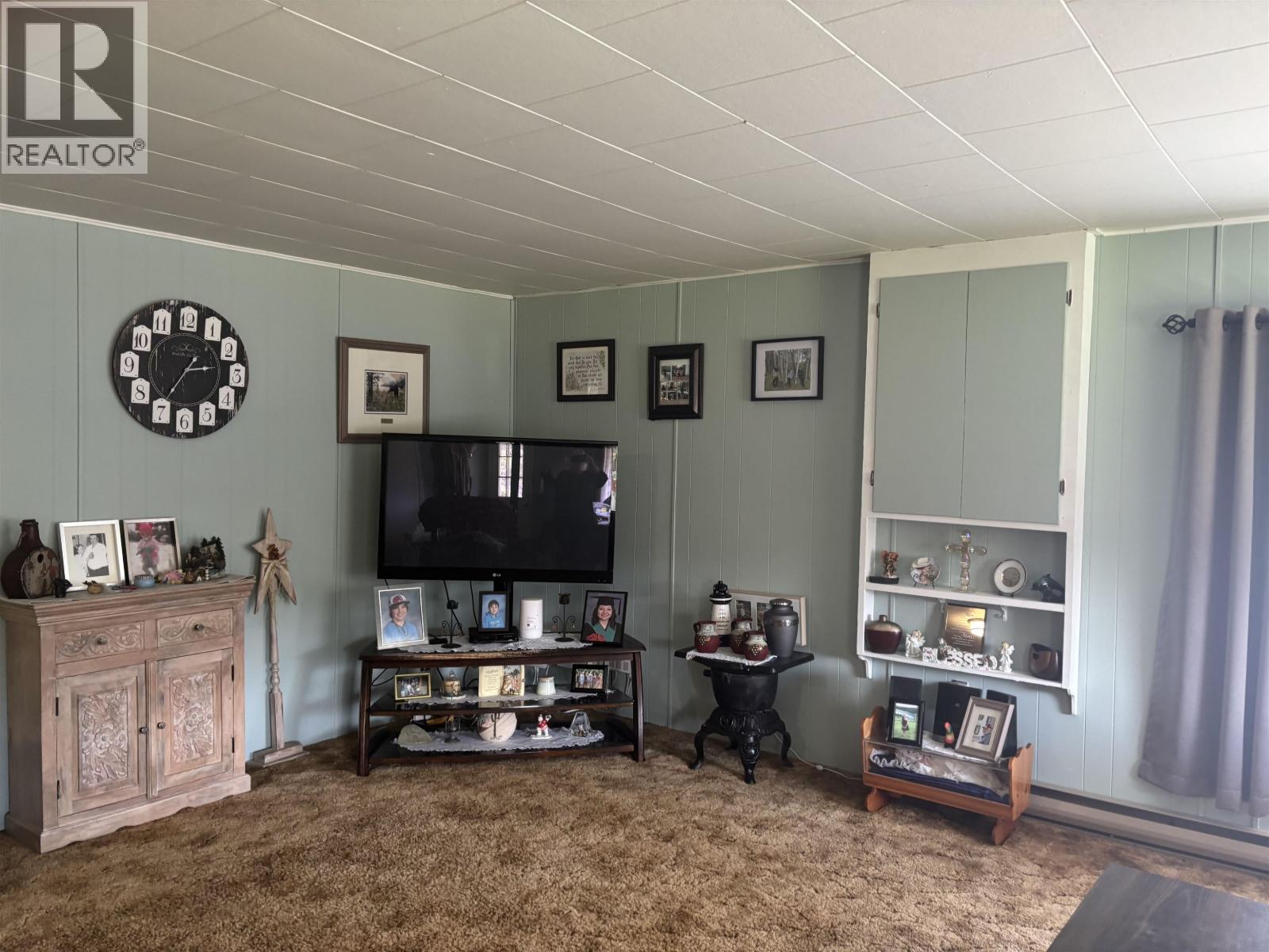 6162 CEDAR CREEK ROAD - 17