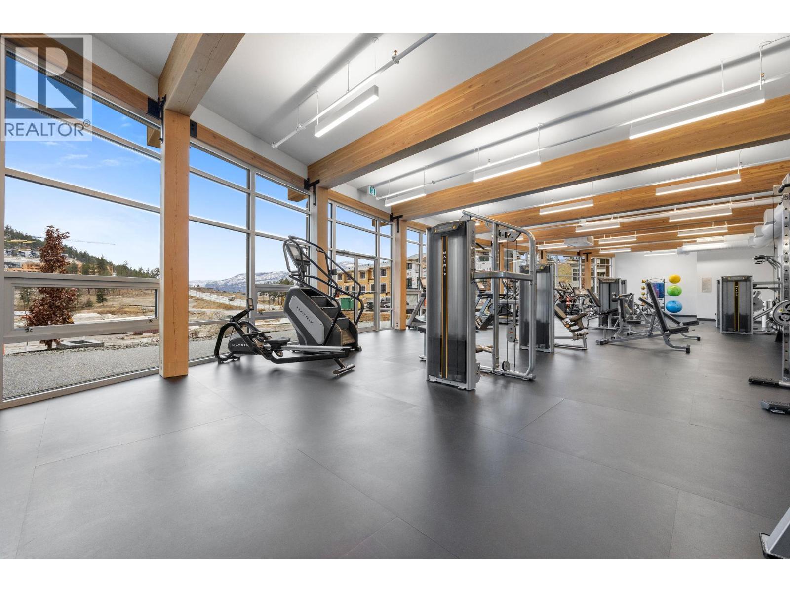 7 3700 McKinley Beach Drive, Kelowna