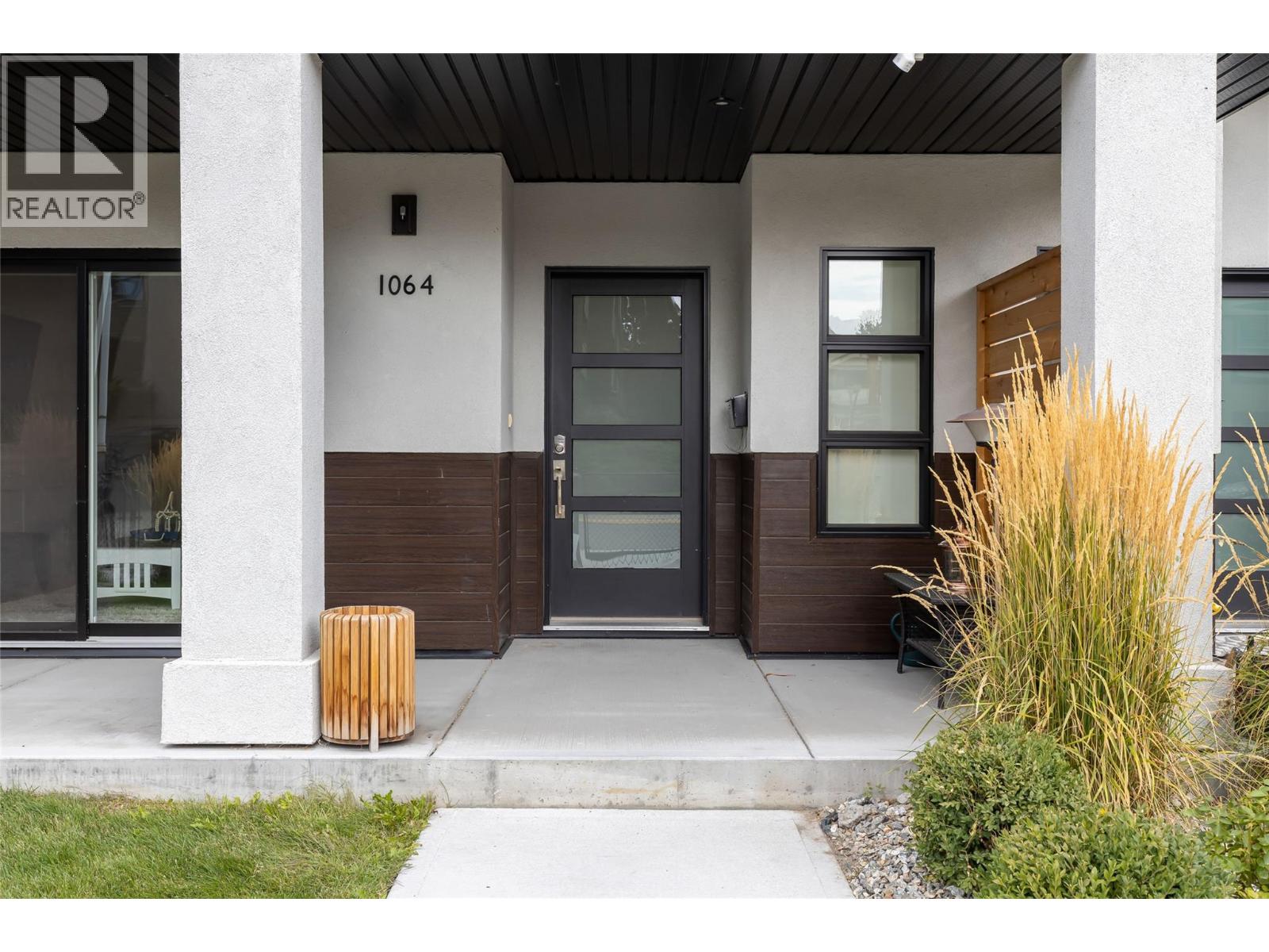  1064 Lawson Avenue, Kelowna