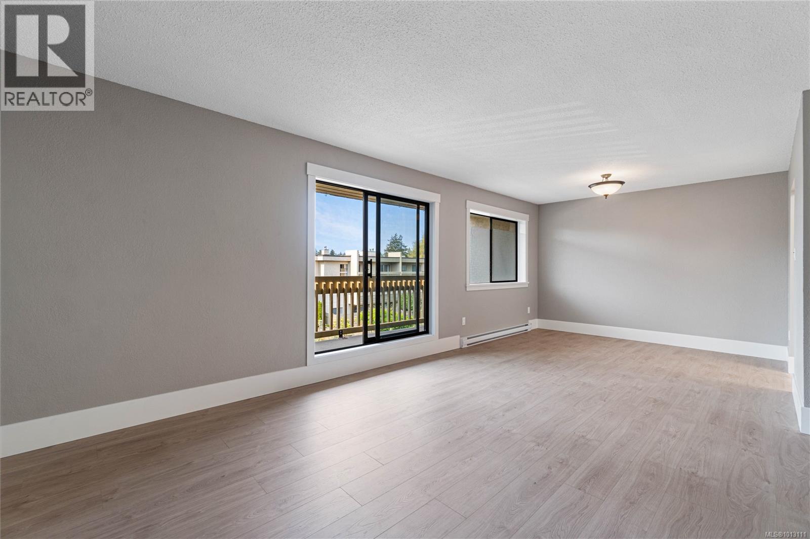 301 345 Morison Ave, Parksville