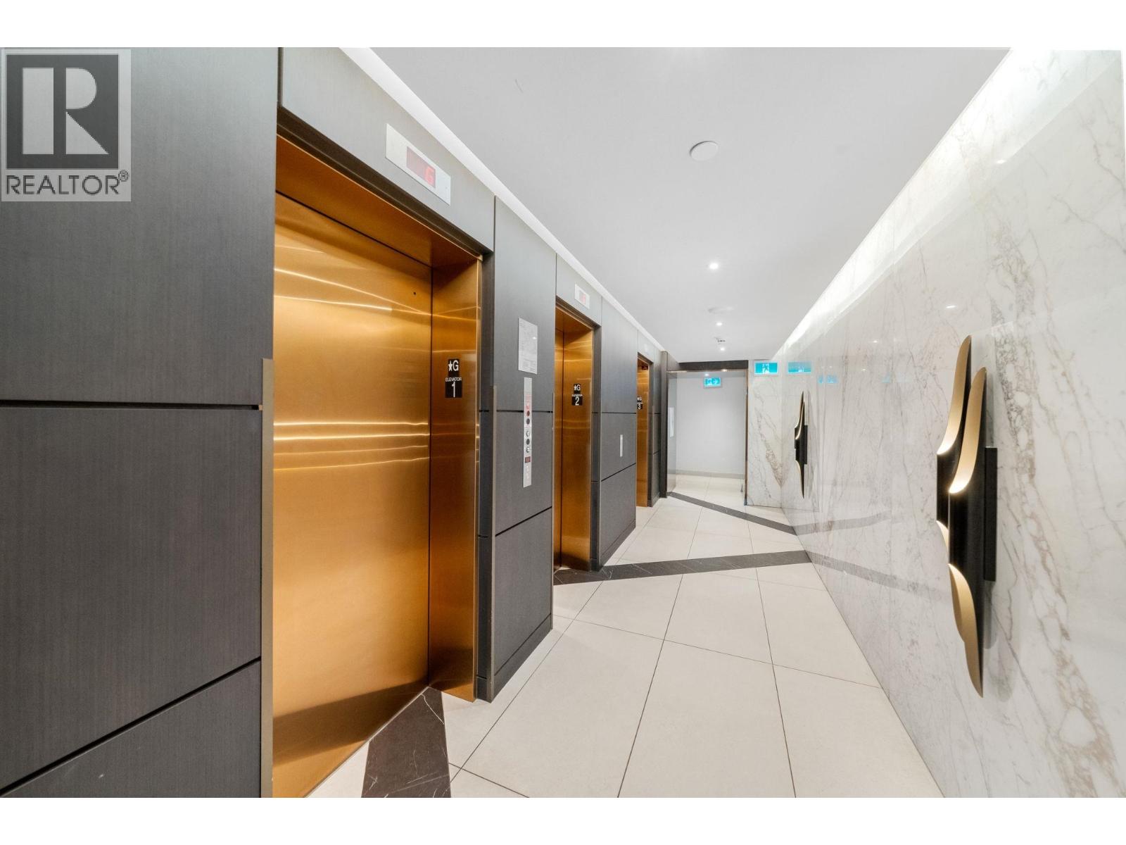 1401 1500 FERN STREET, North Vancouver