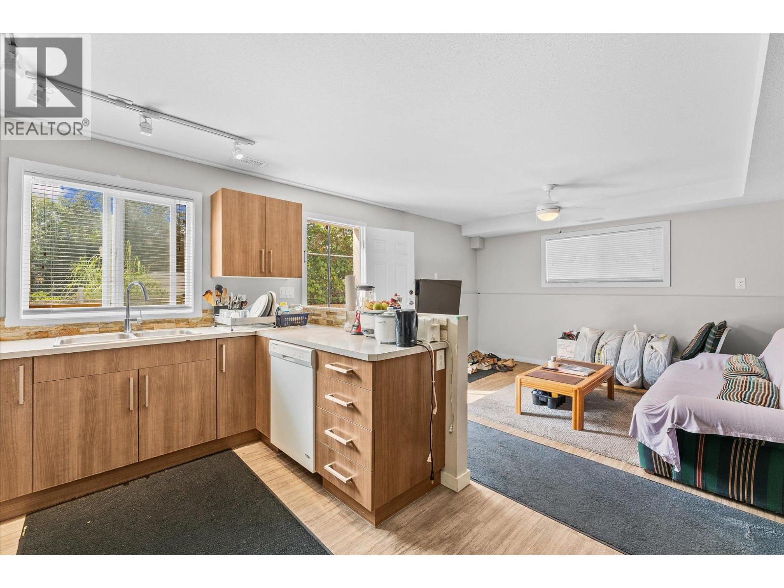  1377 Orchard Drive, Kelowna