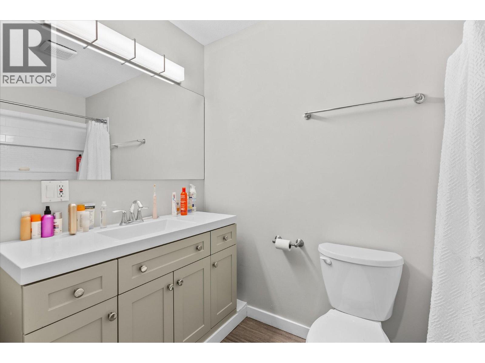  1375 Orchard Drive, Kelowna