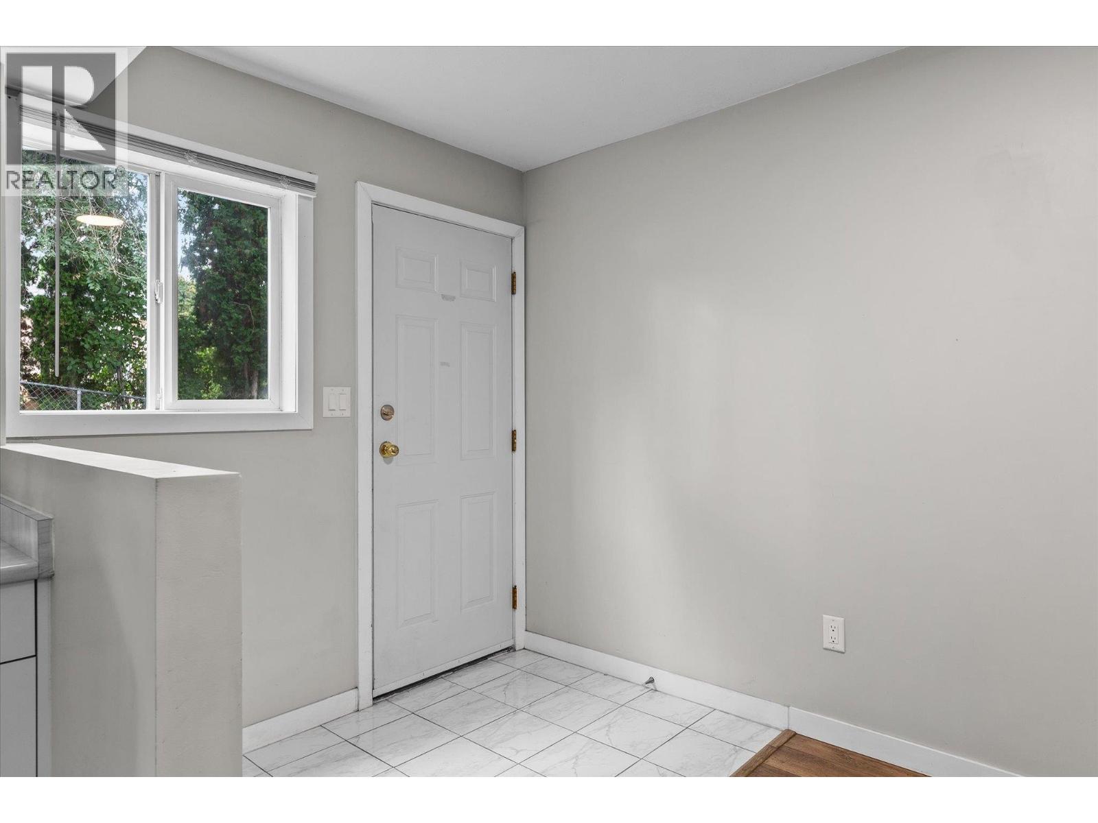  1375 Orchard Drive, Kelowna