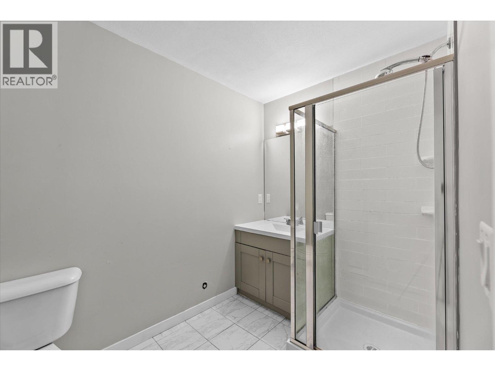  1375 Orchard Drive, Kelowna
