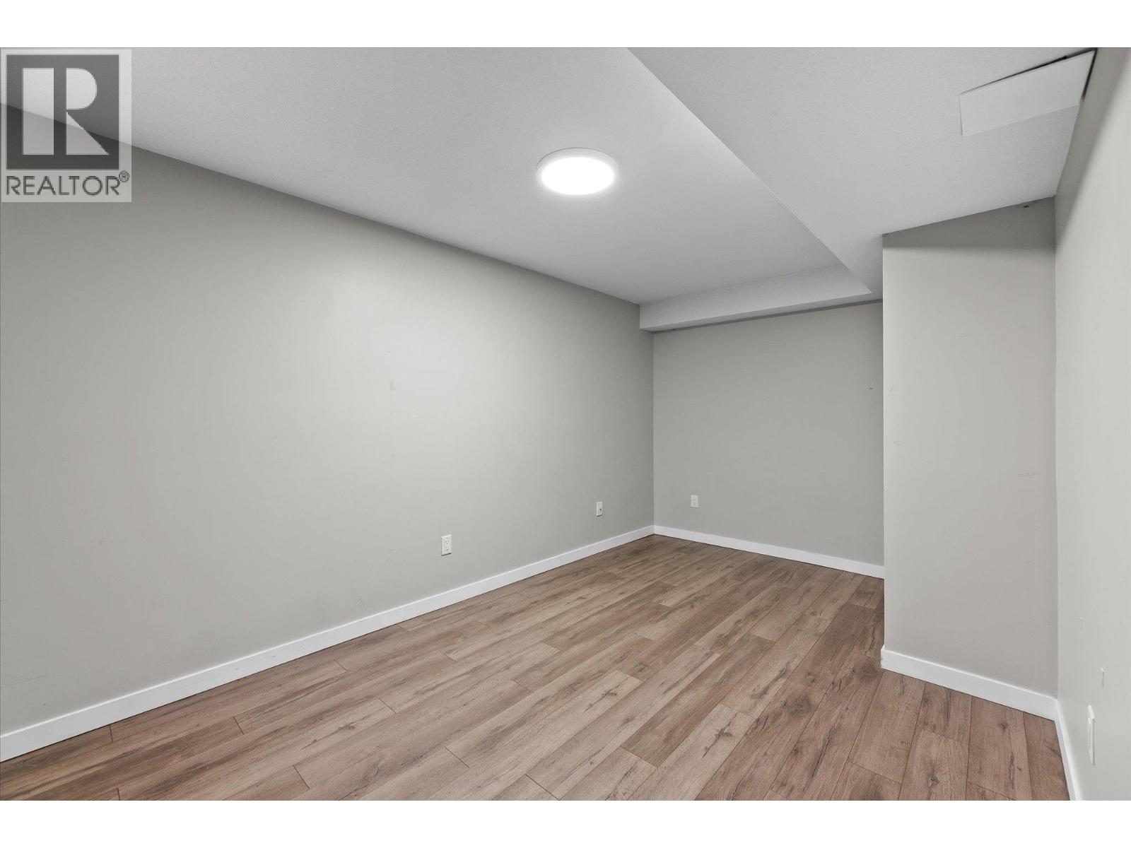  1375 Orchard Drive, Kelowna