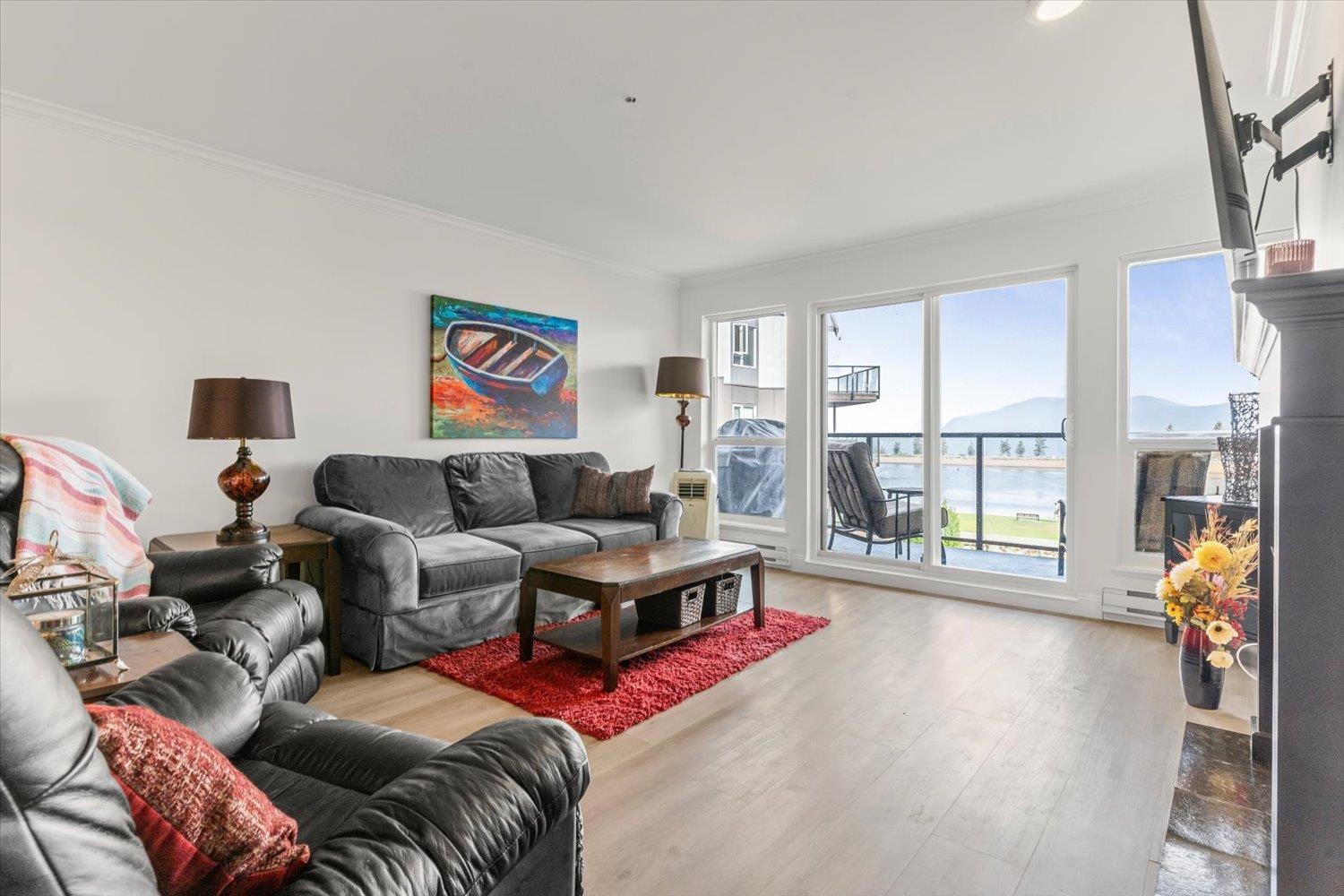 316 378 ESPLANADE AVENUE, Harrison Hot Springs, Harrison Hot Springs